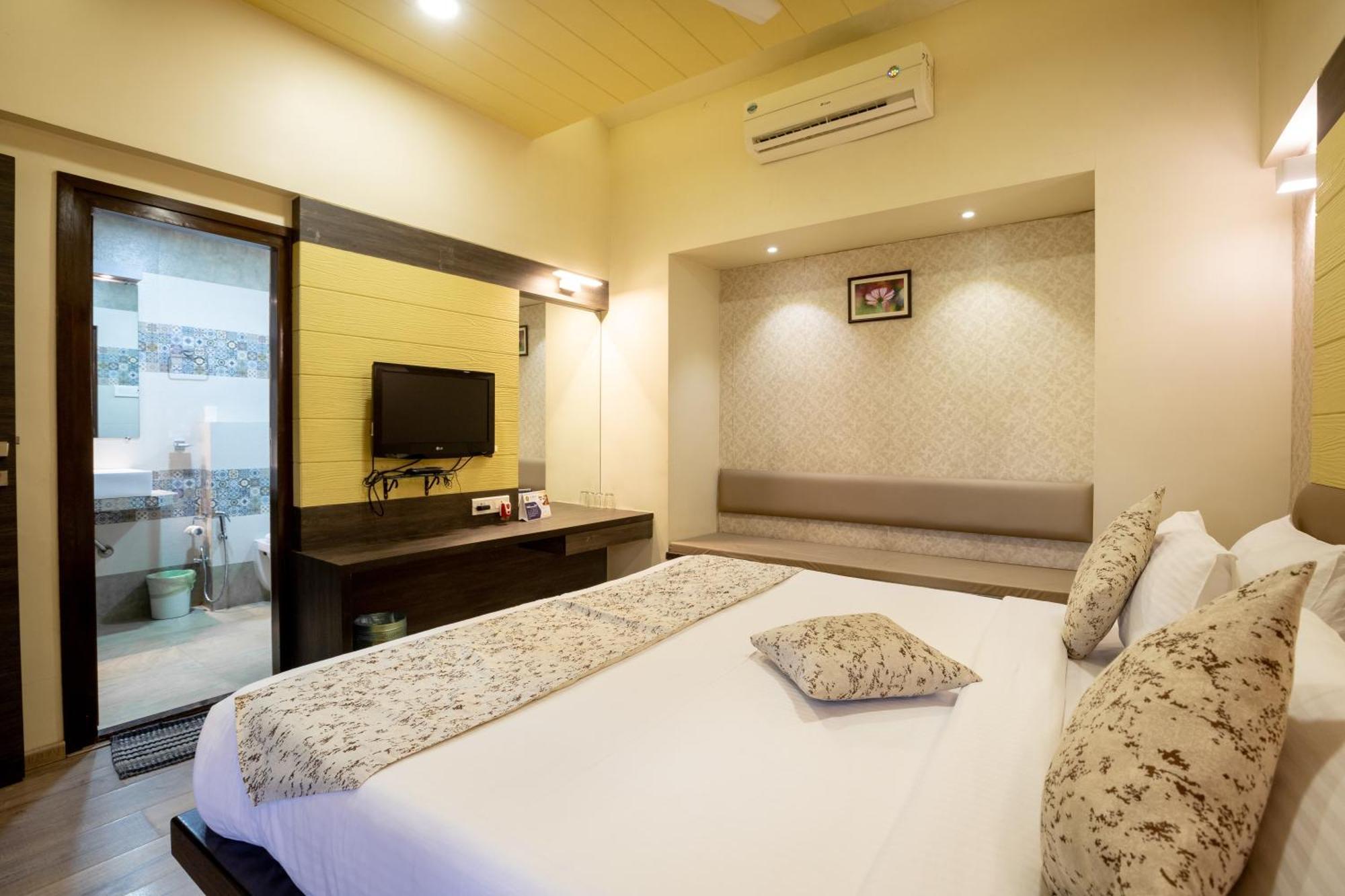 Zaras Resort Khandala Lonavala Exterior photo