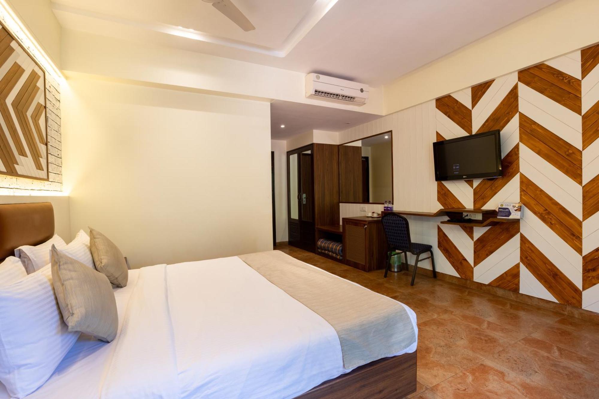 Zaras Resort Khandala Lonavala Exterior photo